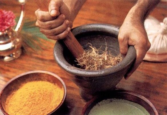 A obtención de materiais a base de plantas para a ampliación do pene é un proceso longo e arduo.